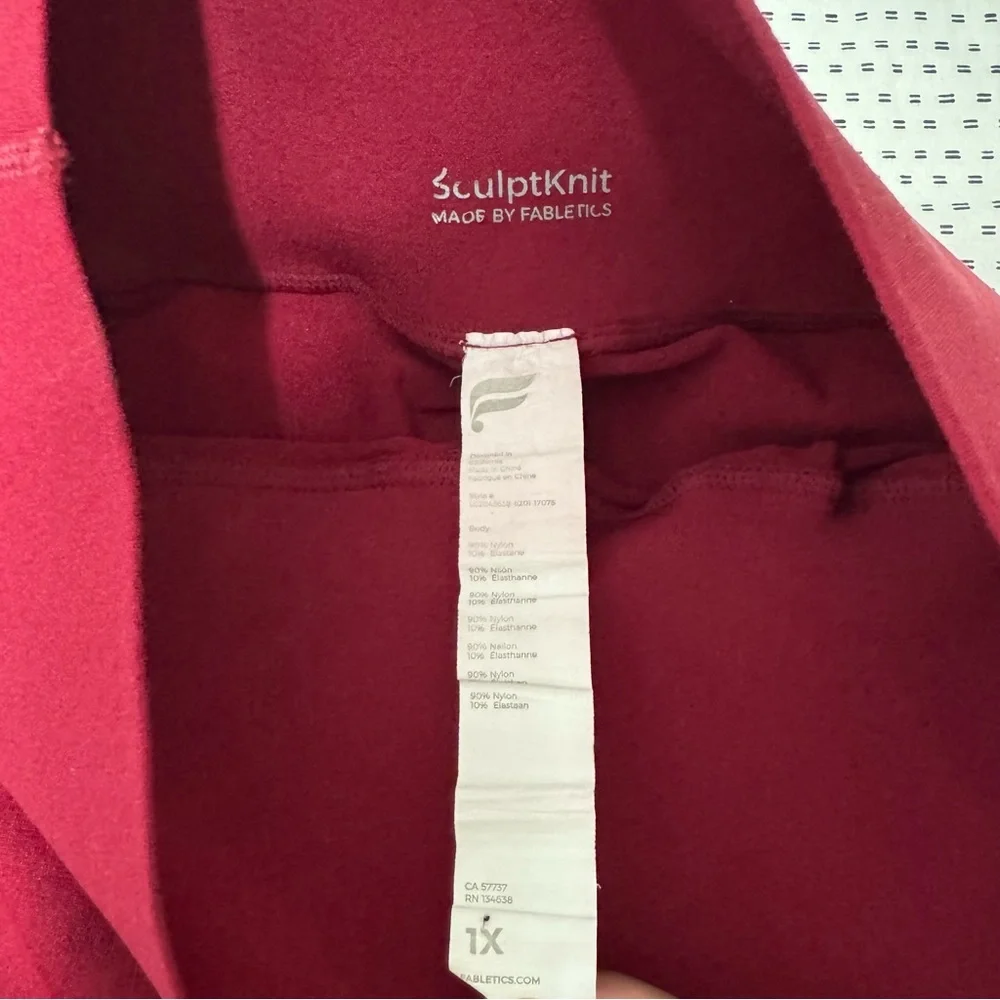 Sculptknit by Fabletics RedLeggings - Picture 6 of 8